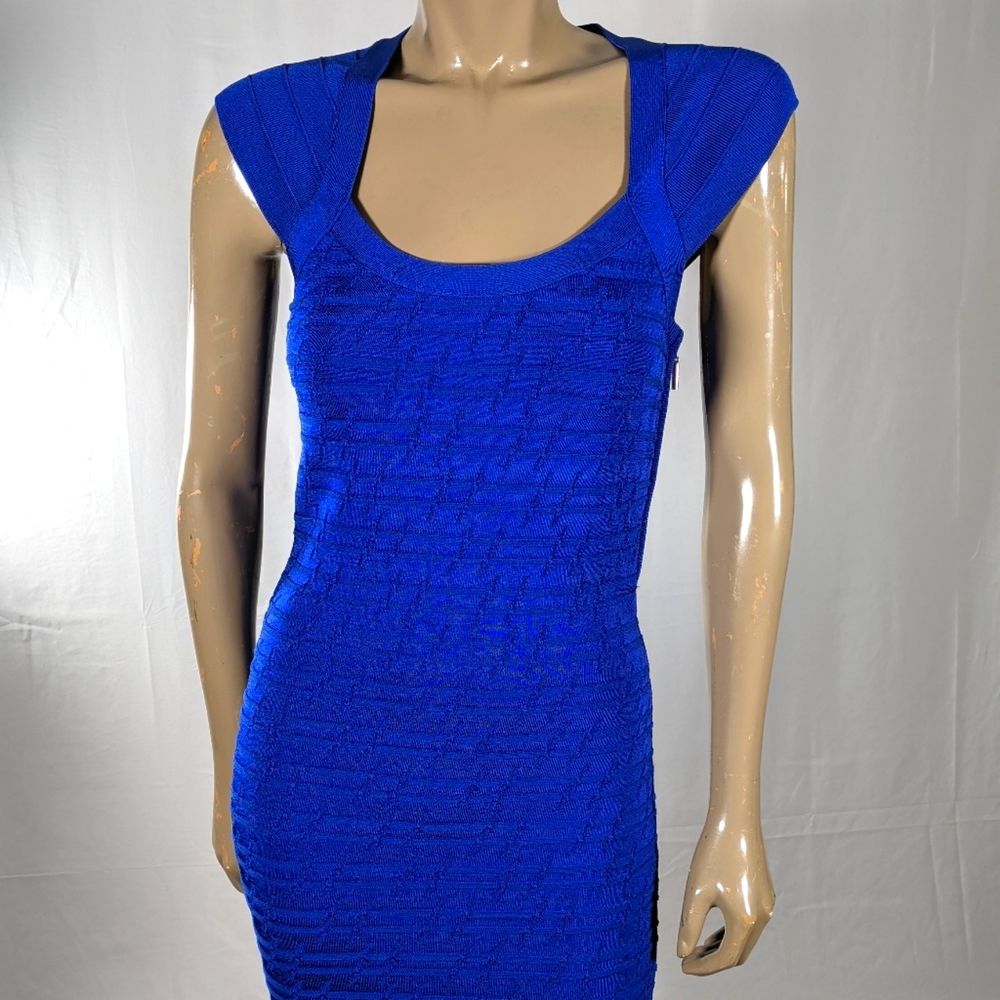 Guess dress size medium
